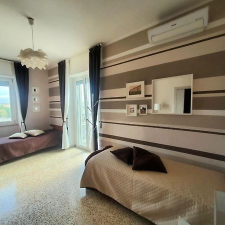 Casa di Giulia Apartment Caserta Exterior foto