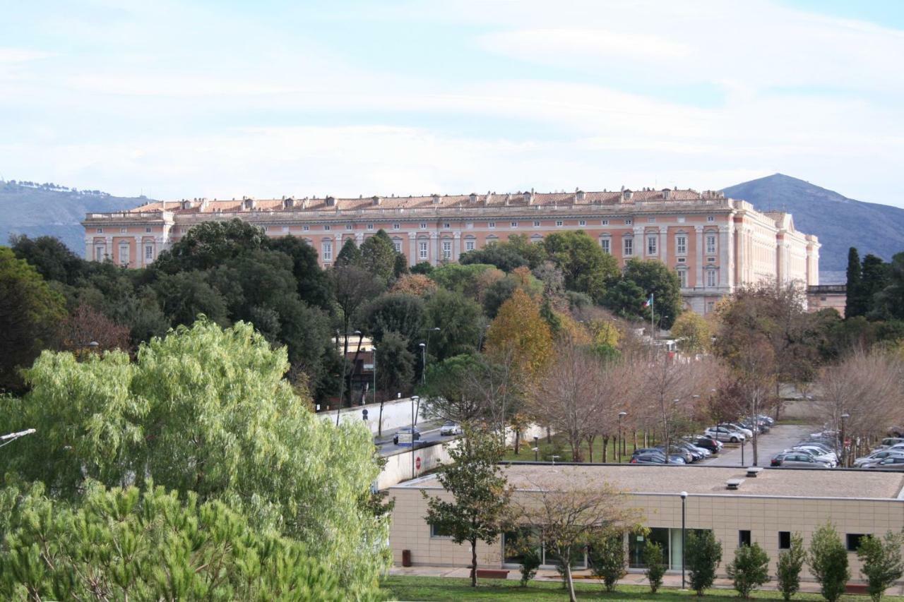 Casa di Giulia Apartment Caserta Exterior foto